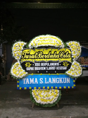 Papan Bunga Duka di Rantau Pandan